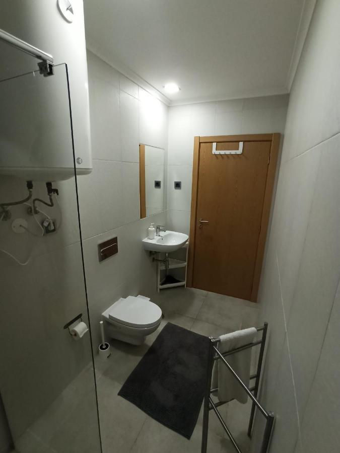 Like A Local Guest House Ерісейра Екстер'єр фото